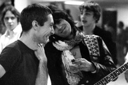 A jornada inesperada: Keith Richards, Charlie Watts e um Cadillac ruidoso