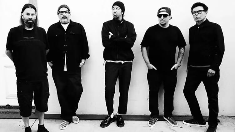 Deftones atraem nova geração via TikTok, diz Chino