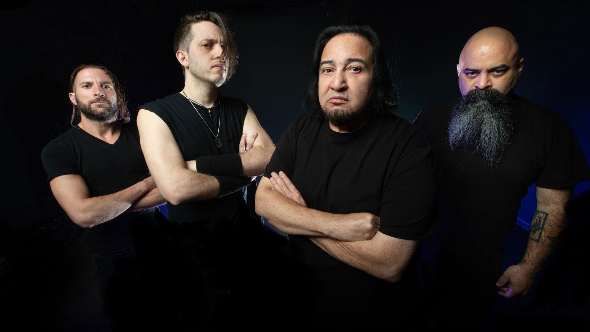 Dino Cazares descreve novo álbum do Fear Factory: ‘É novo, brutal, pesado e melódico’