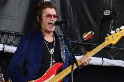 Nem Ritchie Blackmore, nem Tony Iommi. Saiba quem é “o” cara com quem Glenn Hughes trabalhou