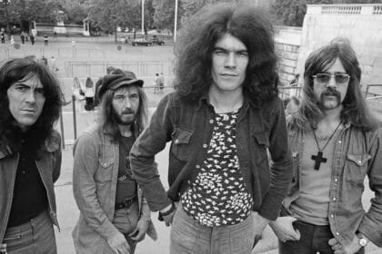 Nazareth: Pete Agnew elogia novo vocalista Gianni Pontillo como “um presente dos deuses”