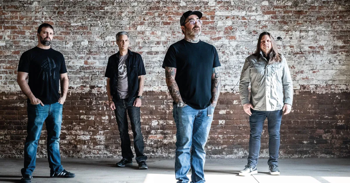 Mike Mushok, do Staind, está “muito, muito empolgado” com o nono álbum da banda
