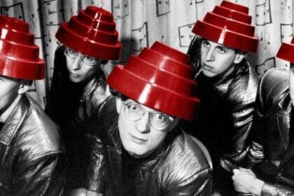 Devo critica terceira recusa do Rock and Roll Hall