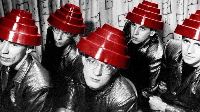 Devo critica terceira recusa do Rock and Roll Hall