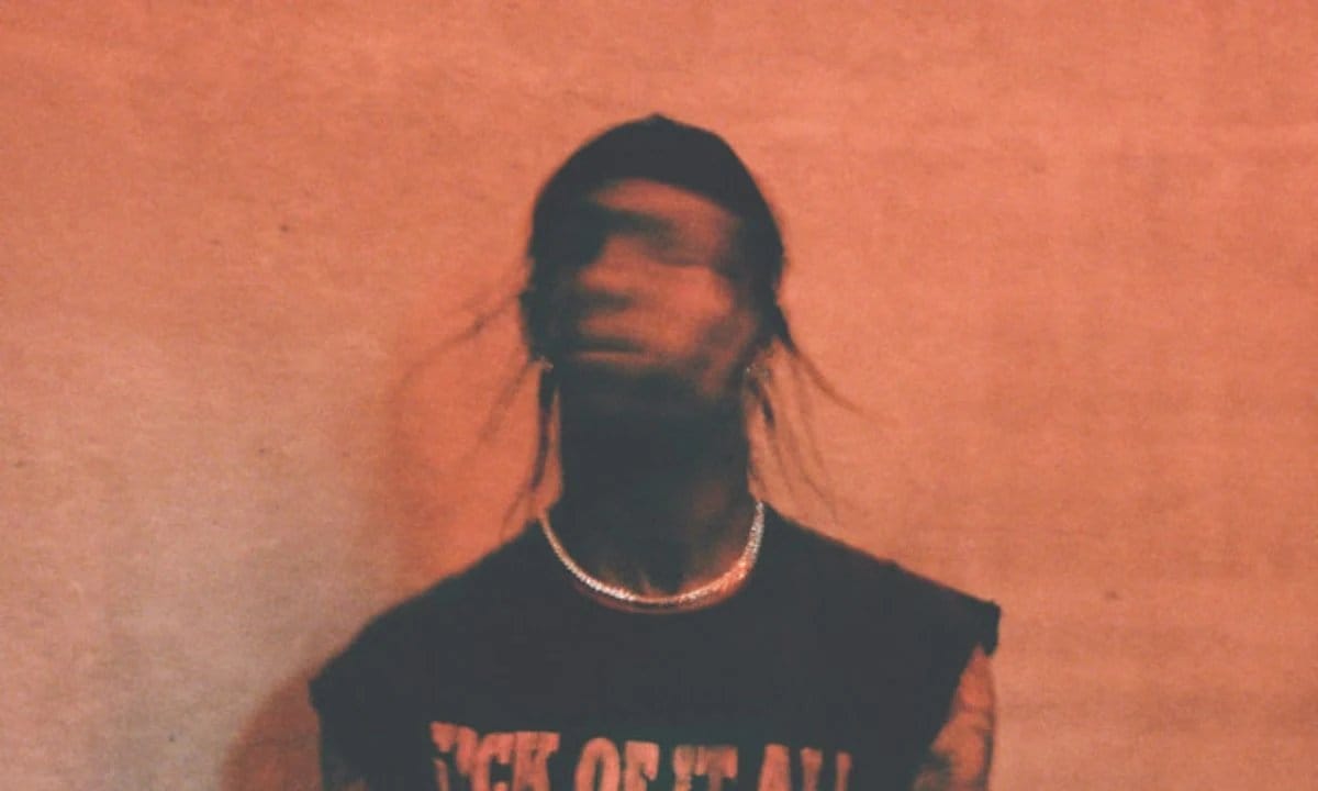 Travis Scott encerra apresentação principal em Leeds após 55 minutos