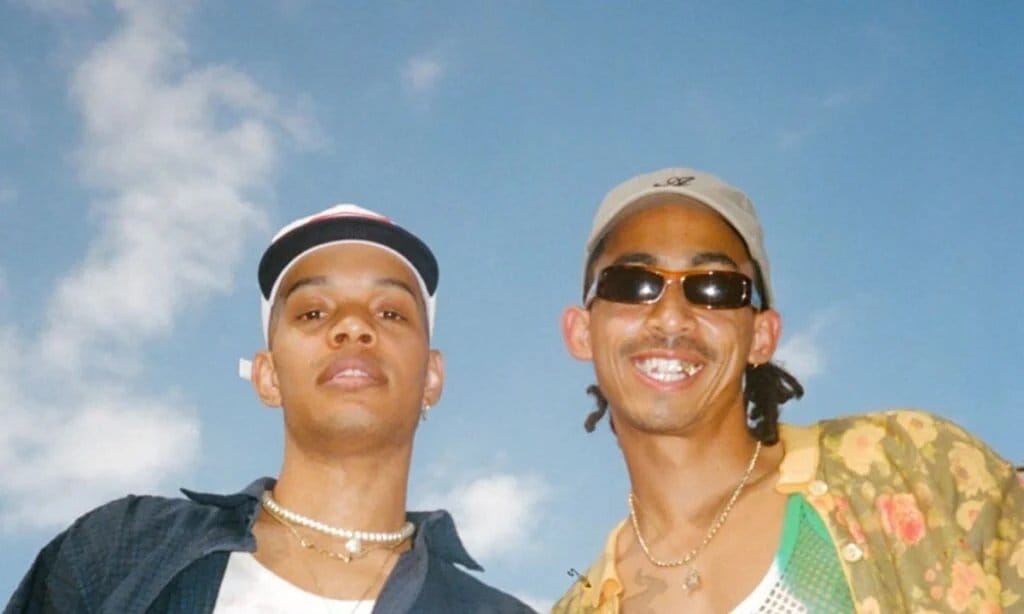 Rizzle Kicks protesta no Victorious Festival por Palestina