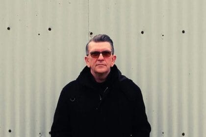 Mike Joyce (The Smiths) diz que Morrissey parece muito zangado