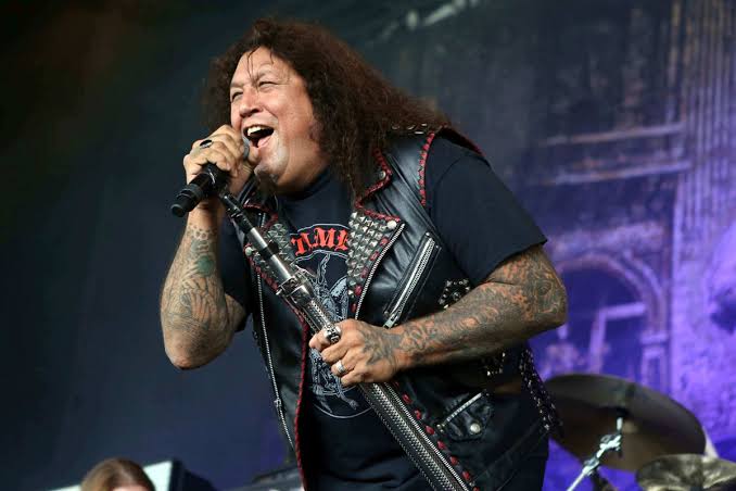 Chuck Billy, do Testament, revela inspiração em James Hetfield para compor
