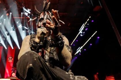 Mudvayne lança ‘Hurt People Hurt People’, primeiro single em 16 anos
