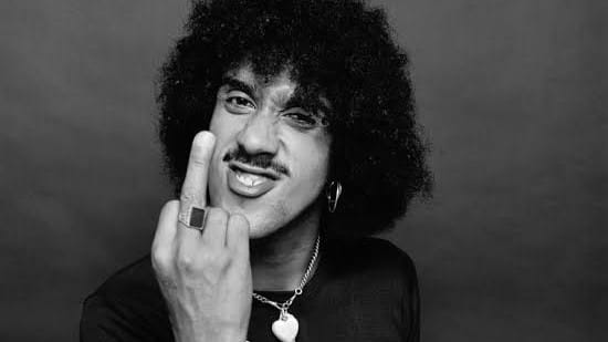 Ex-membros do Thin Lizzy e Richard Fortus se reúnem para tributo a Phil Lynott