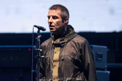 Fã do Oasis morre em show no estádio de Wembley