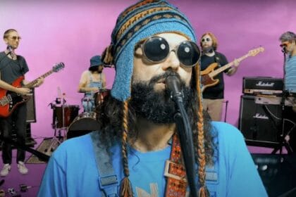 Lule & As Crianças Adultas lançam live do álbum “Ao Vivo no Espaço”