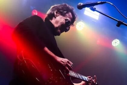 Guitarrista Rogério Meanda, da banda Blitz, morre aos 61 anos
