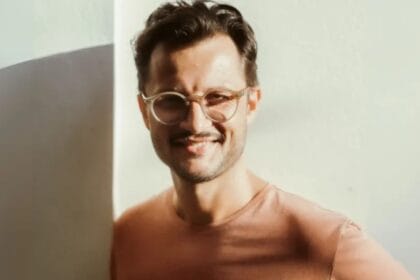 Gaúcho Pablo Lanzoni lança disco “Aviso de não lugar”