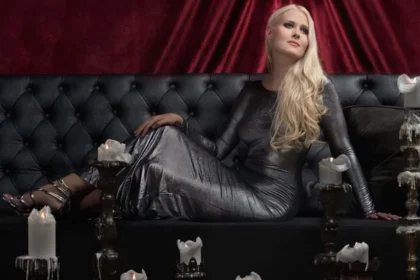 Zoë Federoff expõe contrato e salários no Cradle of Filth