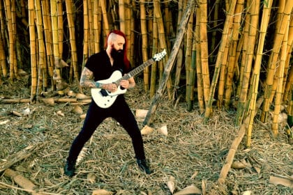 Glauber Oliveira, do Caravellus, lança carreira solo com o single “LORE”