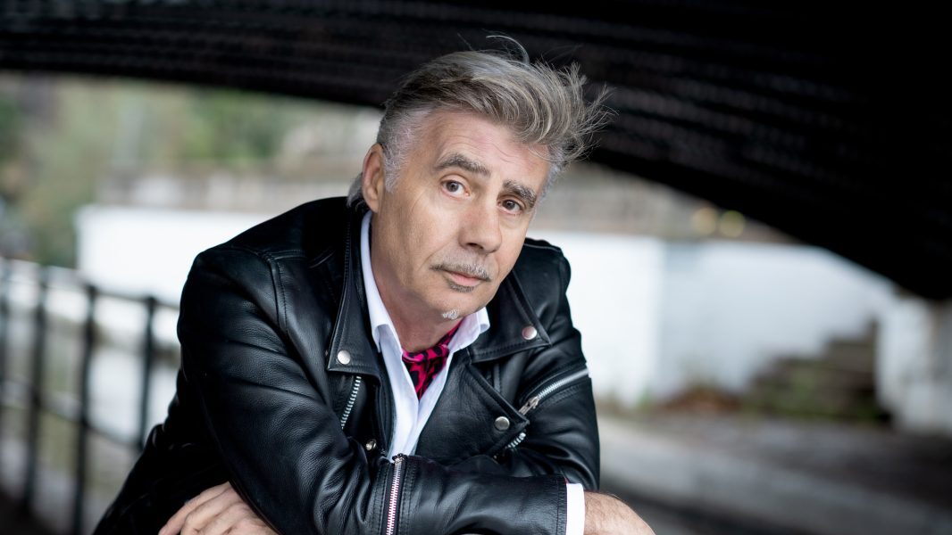 Glen Matlock compara Sid Vicious a Elvis Presley