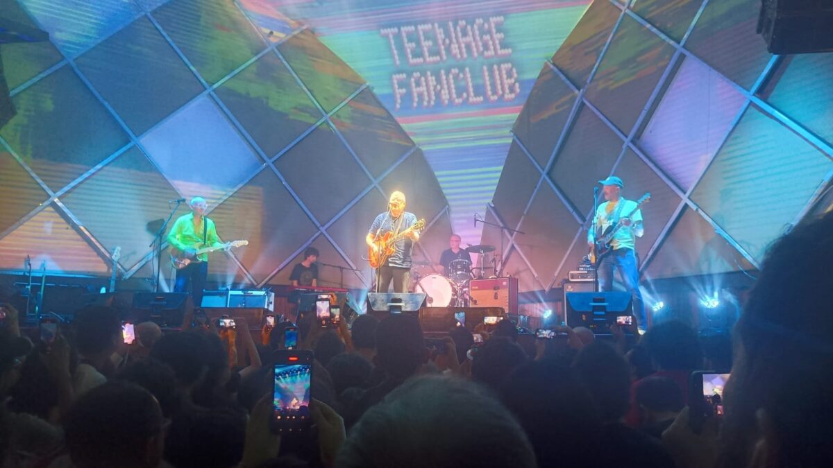 Resenha de Show – Teenage Fanclub no Cine Jóia – 04/09/2025.