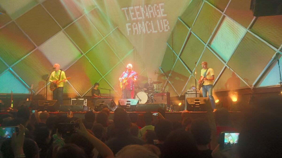 Resenha de Show – Teenage Fanclub no Cine Jóia – 04/09/2025.