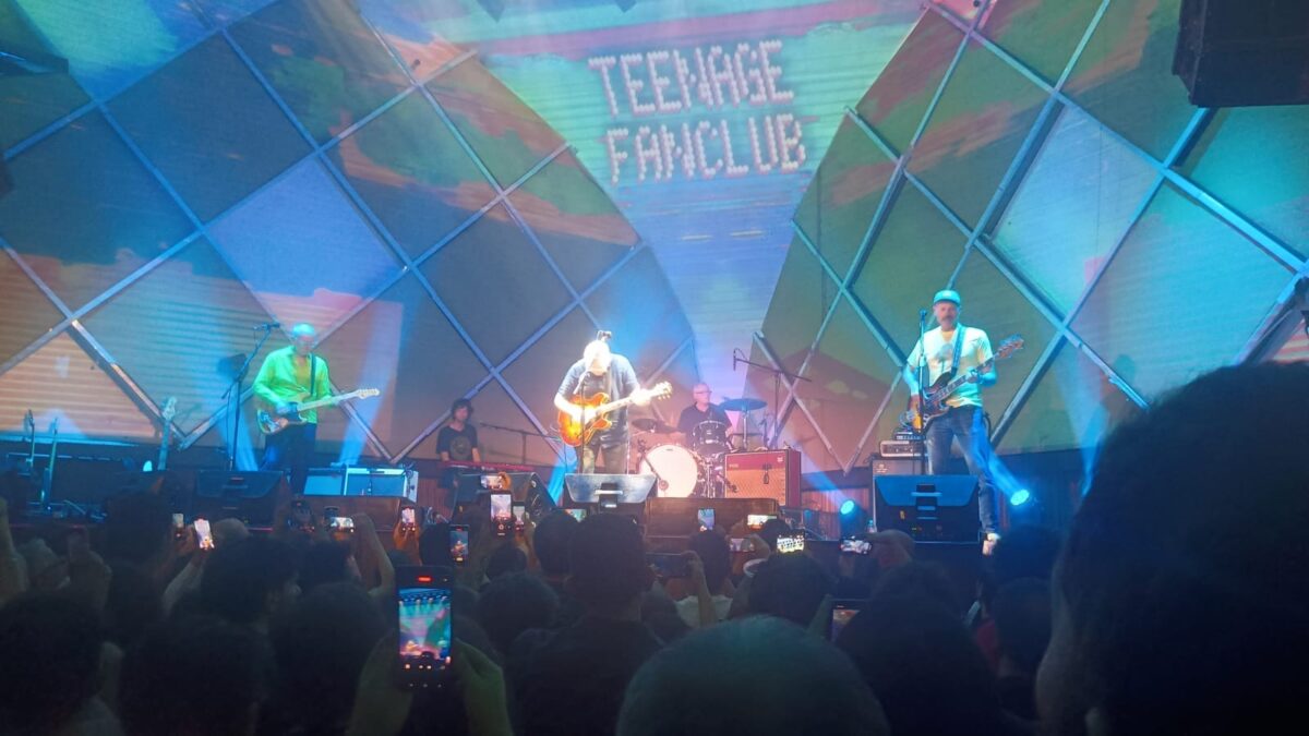 Resenha de Show – Teenage Fanclub no Cine Jóia – 04/09/2025.