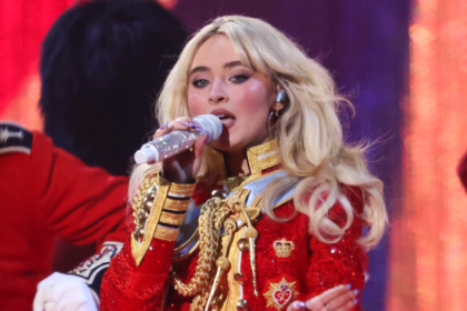 Sabrina Carpenter, Justin Bieber e Karol G são atrações principais do Coachella 2026