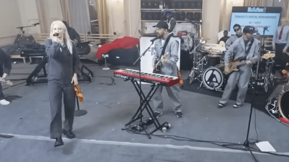 Linkin Park faz show surpresa em live de Kai Cenat