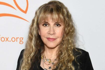 Stevie Nicks revela carta manuscrita pré-fama aos pais