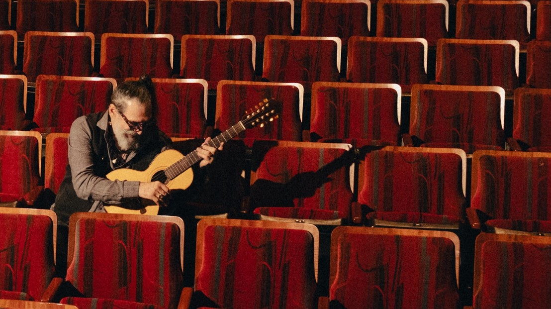 Lobão lança clipe de “Canções De Um Novo Show”