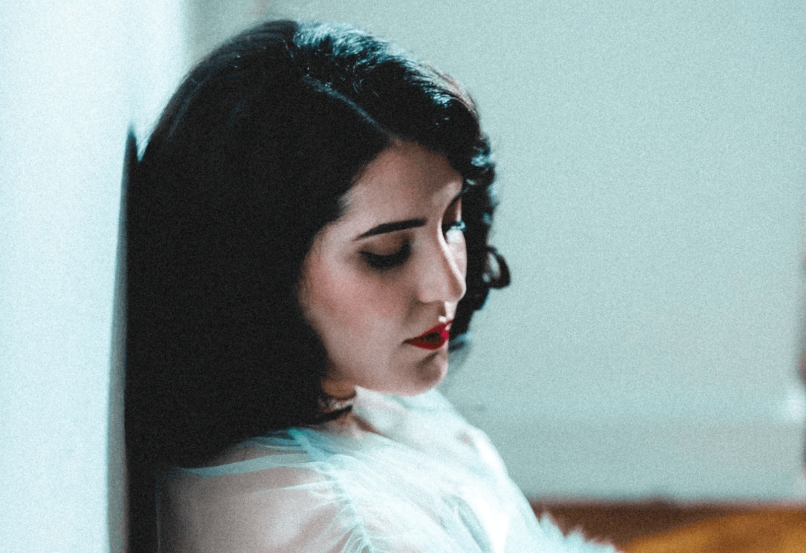 Carol Carmim lança o single autoral “Meu Silêncio”