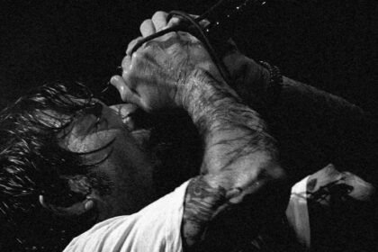 Deftones estreia “Ecdysis” ao vivo em festival no Kentucky