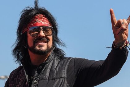 Nikki Sixx sobre o AVC de Vince Neil: “Não consigo imaginar o que ele passou”
