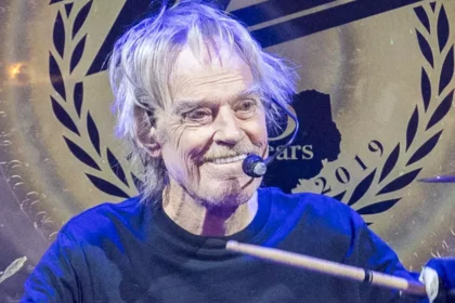 Frank Beard retorna ao ZZ Top após nova ausência em 2025
