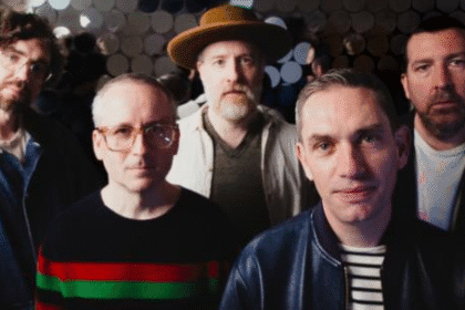 Hot Chip lança remixes de “Ready For The Floor” por Mella Dee
