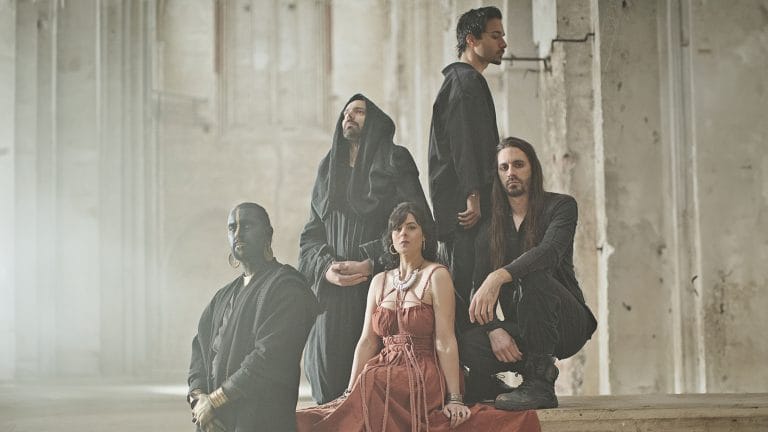 Igorrr lança “Headbutt” e anuncia álbum “Amen” para setembro
