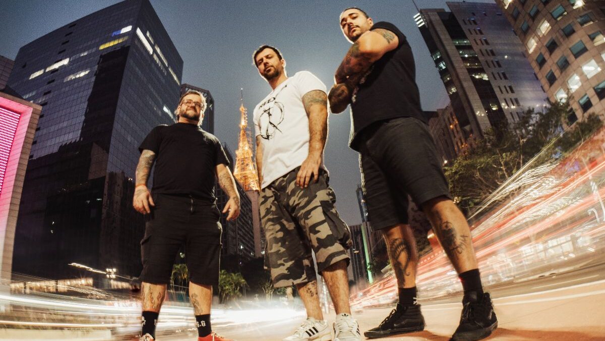 Reexista lança álbum de estreia com veteranos do underground