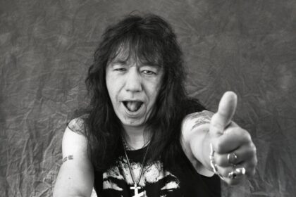 Veja homenagens de membros do Kiss para Ace Frehley