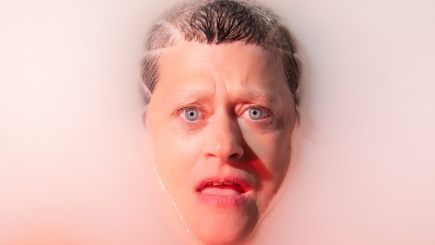 Peaches anuncia novo álbum após 10 anos com single feroz
