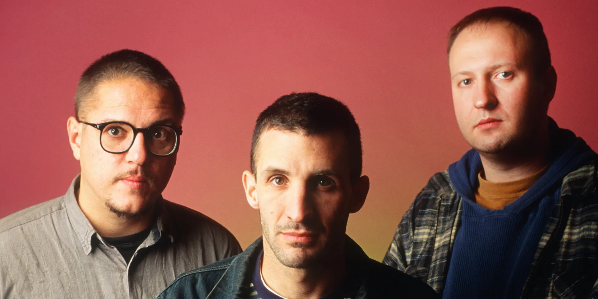 Sugar lança primeira música em 30 anos