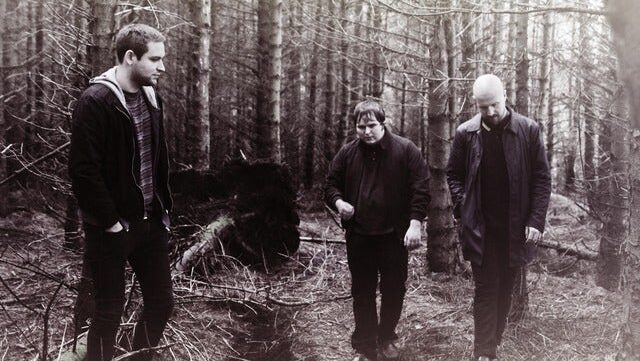 Robert Smith e Twilight Sad lançam ‘Waiting For The Call’