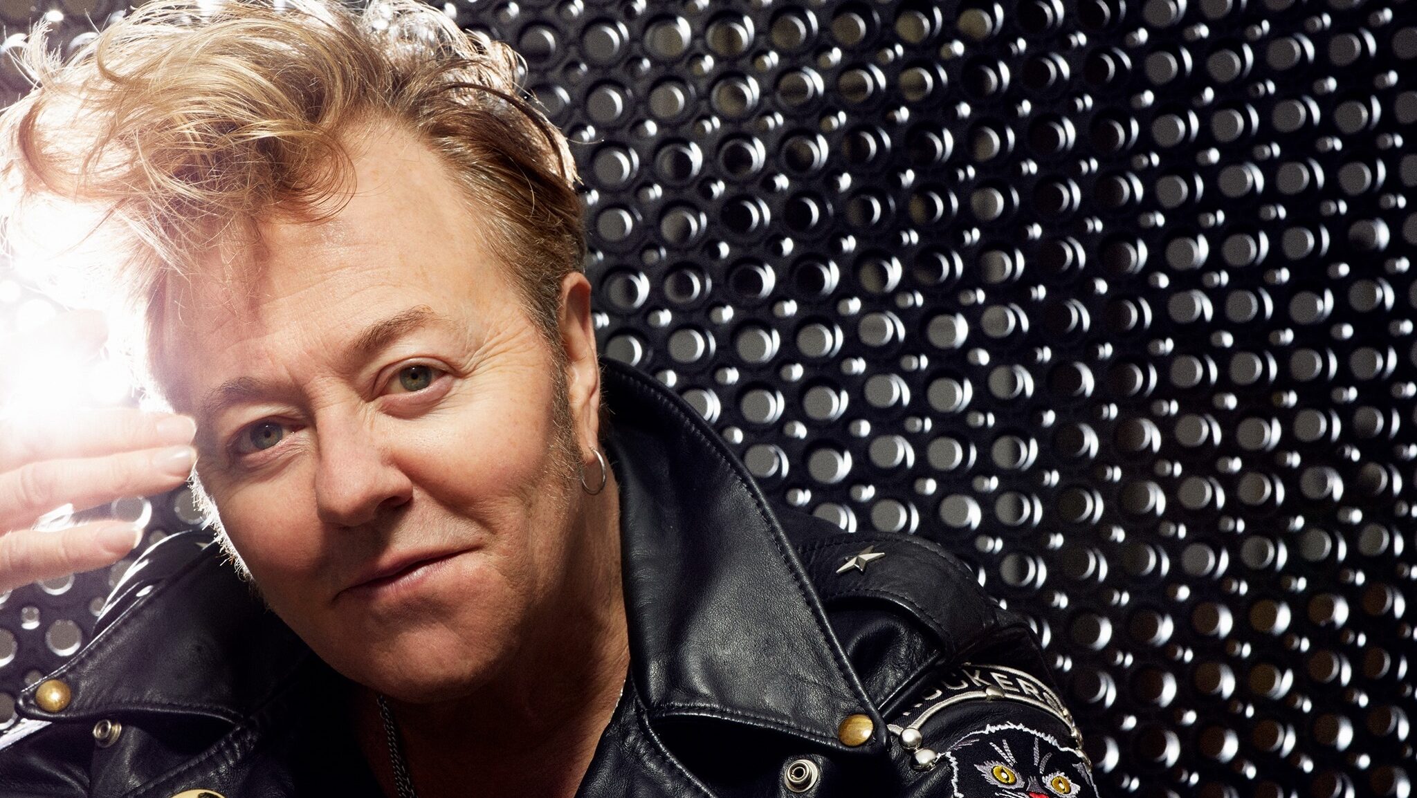 Stray Cats cancelam turnê por doença de Brian Setzer