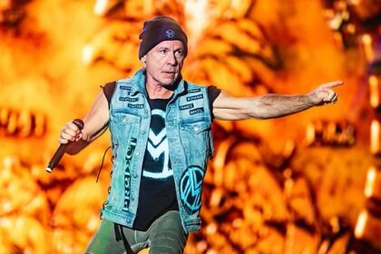 Novo baterista do Iron Maiden é “diferente”, diz Dickinson