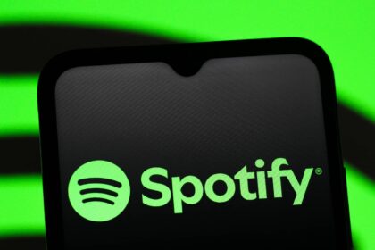 Spotify: anúncios do ICE não violam regras da plataforma