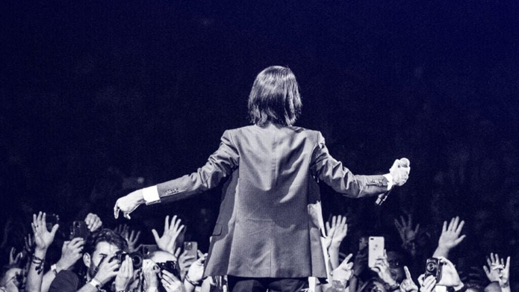 Nick Cave elogia Radiohead e ressalta poder da música ao vivo