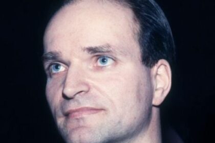 Leilão de instrumentos de Florian Schneider, do Kraftwerk