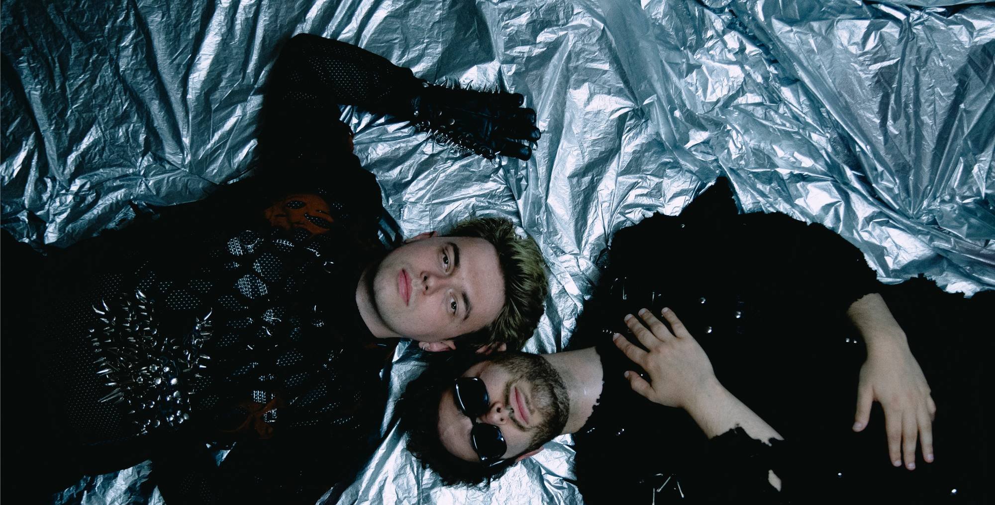 CHALK lança ‘Can’t Feel It’ e marca turnê recorde