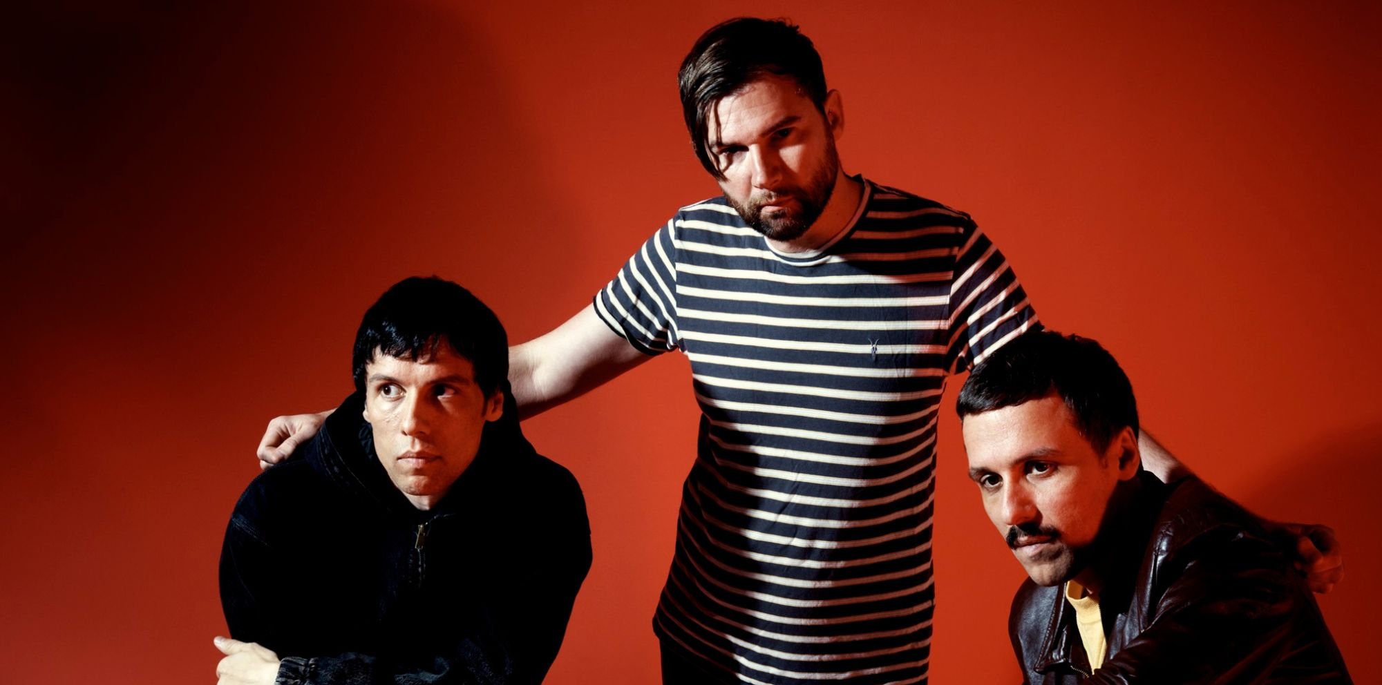 The Cribs lança single e confirma show em Leeds em 2026