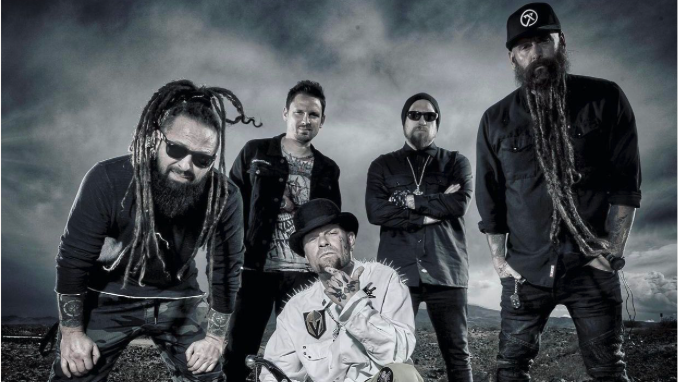 Five Finger Death Punch. Crédito: Chad Martel.