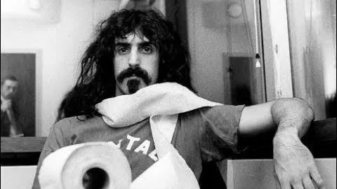 Frank Zappa Halloween 78 vira box set com 62 faixas