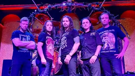 Hangar lança “Prisioneiro do Alvorecer”, releitura com raízes nos anos 80