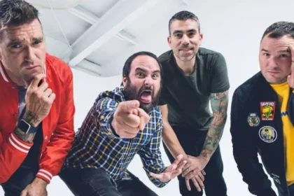 “Listen Up!” o novo disco do New Found Glory. Ouça “Laugh It Off”